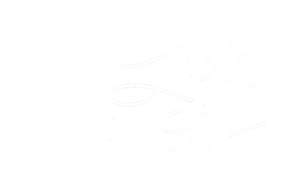 biele logo Lucia Mensák png